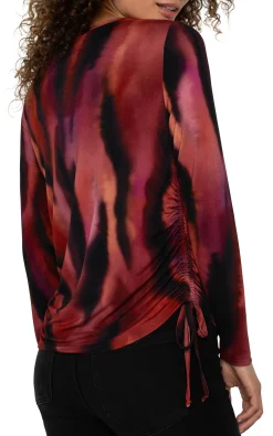 LONG SLEEVE CREW NECK KNIT TOP