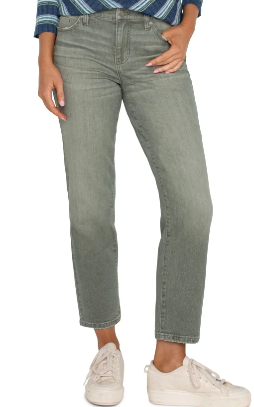 PETITE LIV NON-SKINNY SKINNY