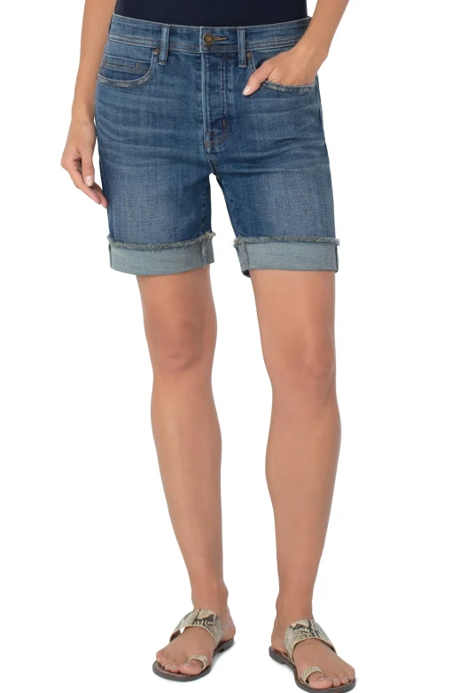 THE KEEPER SHORT WITH FRAY CUFF