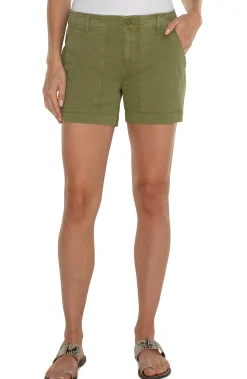 UTILITY SHORT WITH FLAP POCKETS